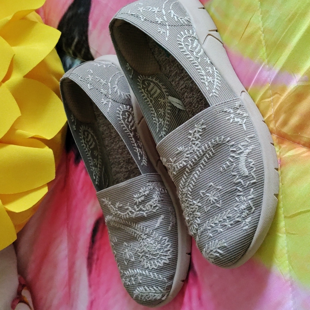 Cute Comfy Slip on Shoes